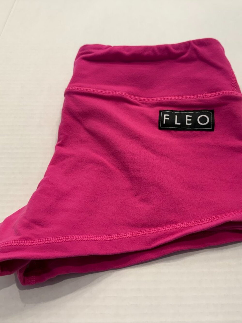 FLEO 2.5” Athletic Shorts – Matte Hot Pink – Large